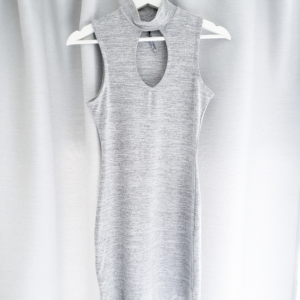 Cute dress!!